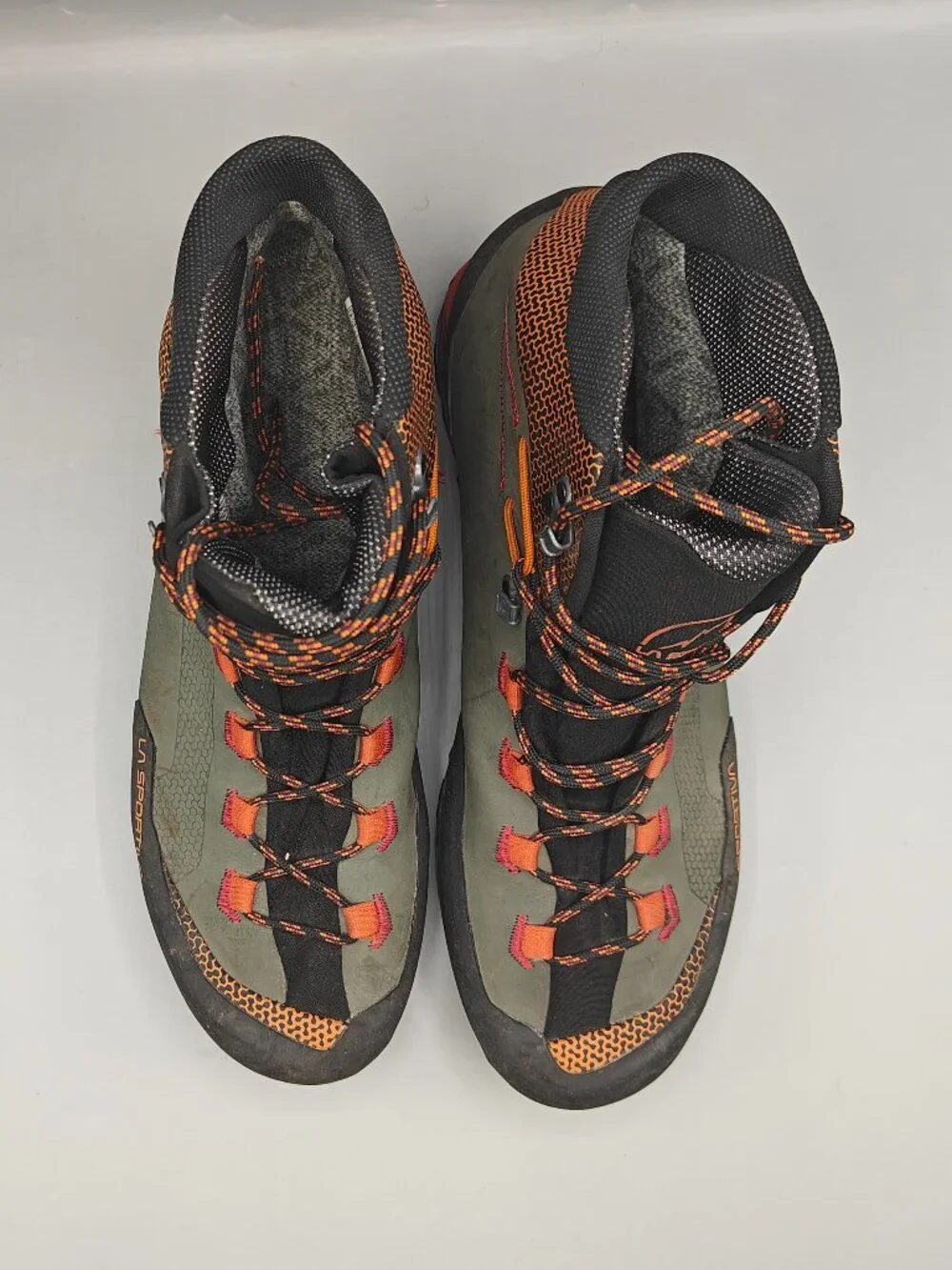 La Sportiva Trango Tech Leather GTX Men's Size 13.5 Boots, Carbon (no insole)